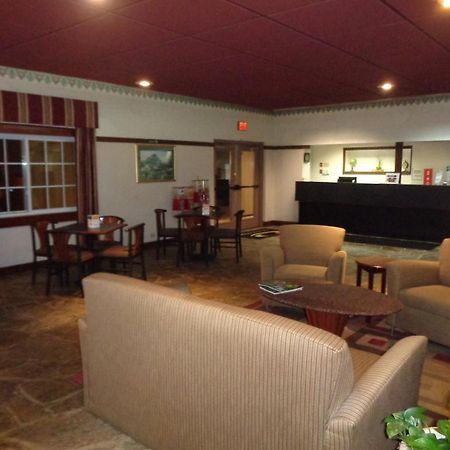 Econo Lodge Central Midland Exterior photo