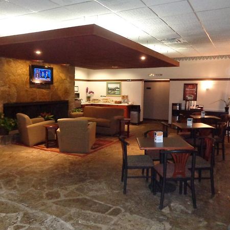 Econo Lodge Central Midland Exterior photo